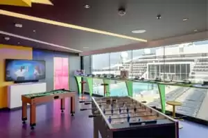 YOUNG CLUB & TEENS CLUB
