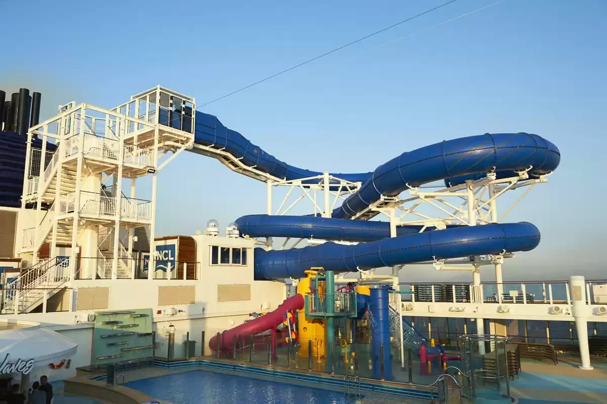le Norwegian Bliss :  cabine 16