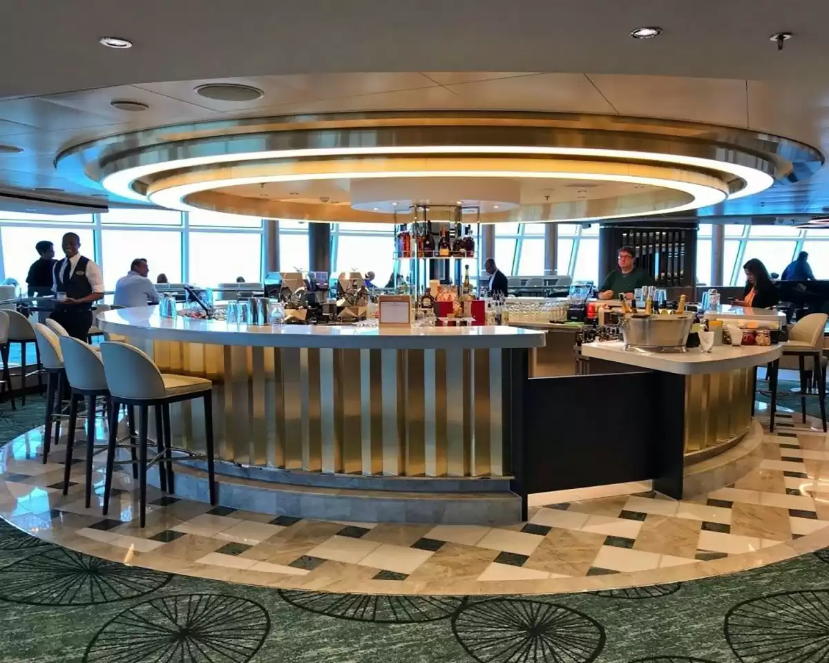 le  :  cabine 81