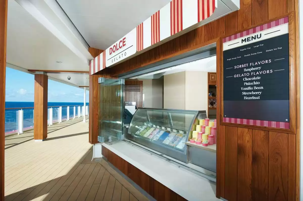 le  :  cabine 93