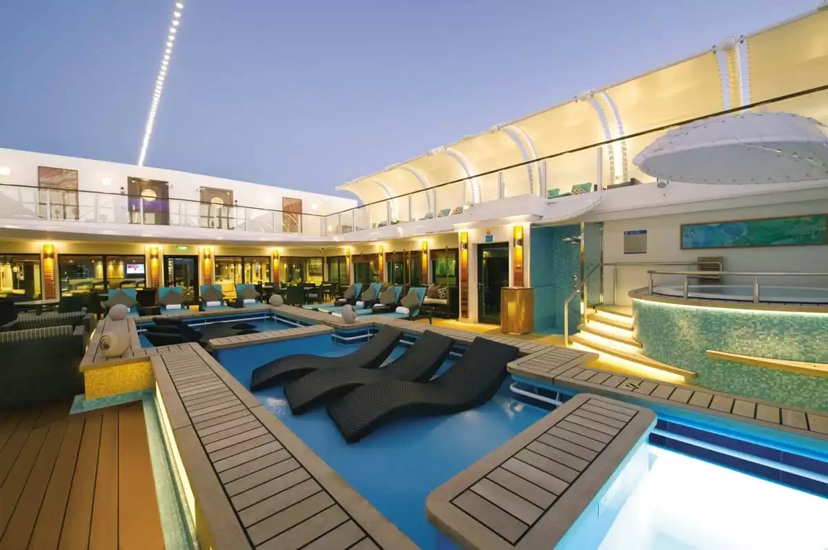 le  :  cabine 5