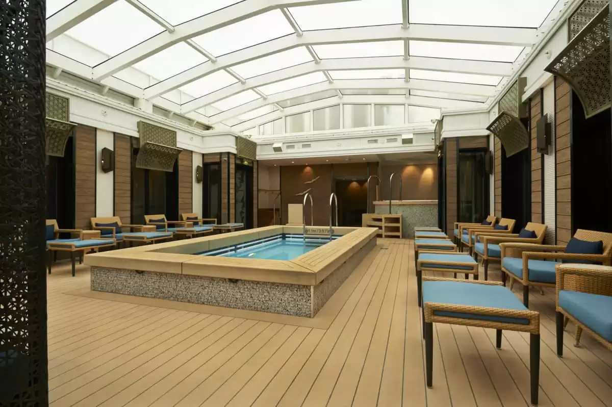 le  :  cabine 6