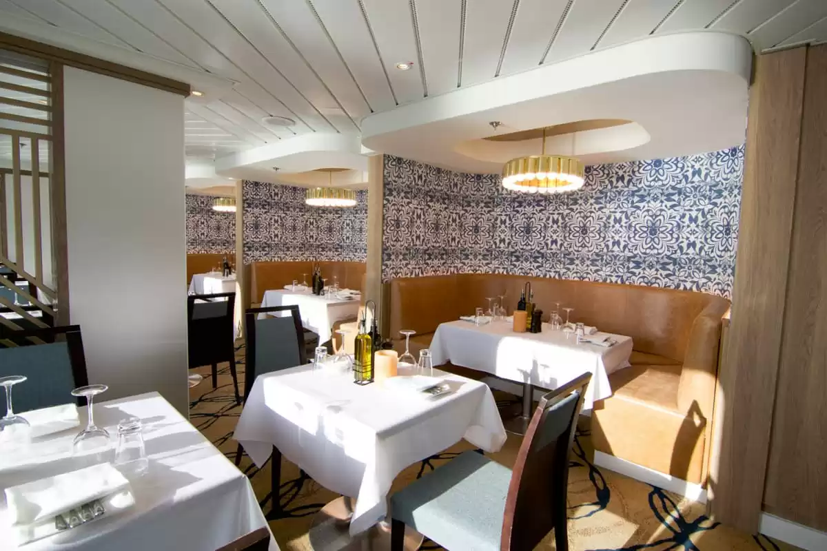 le  :  cabine 11