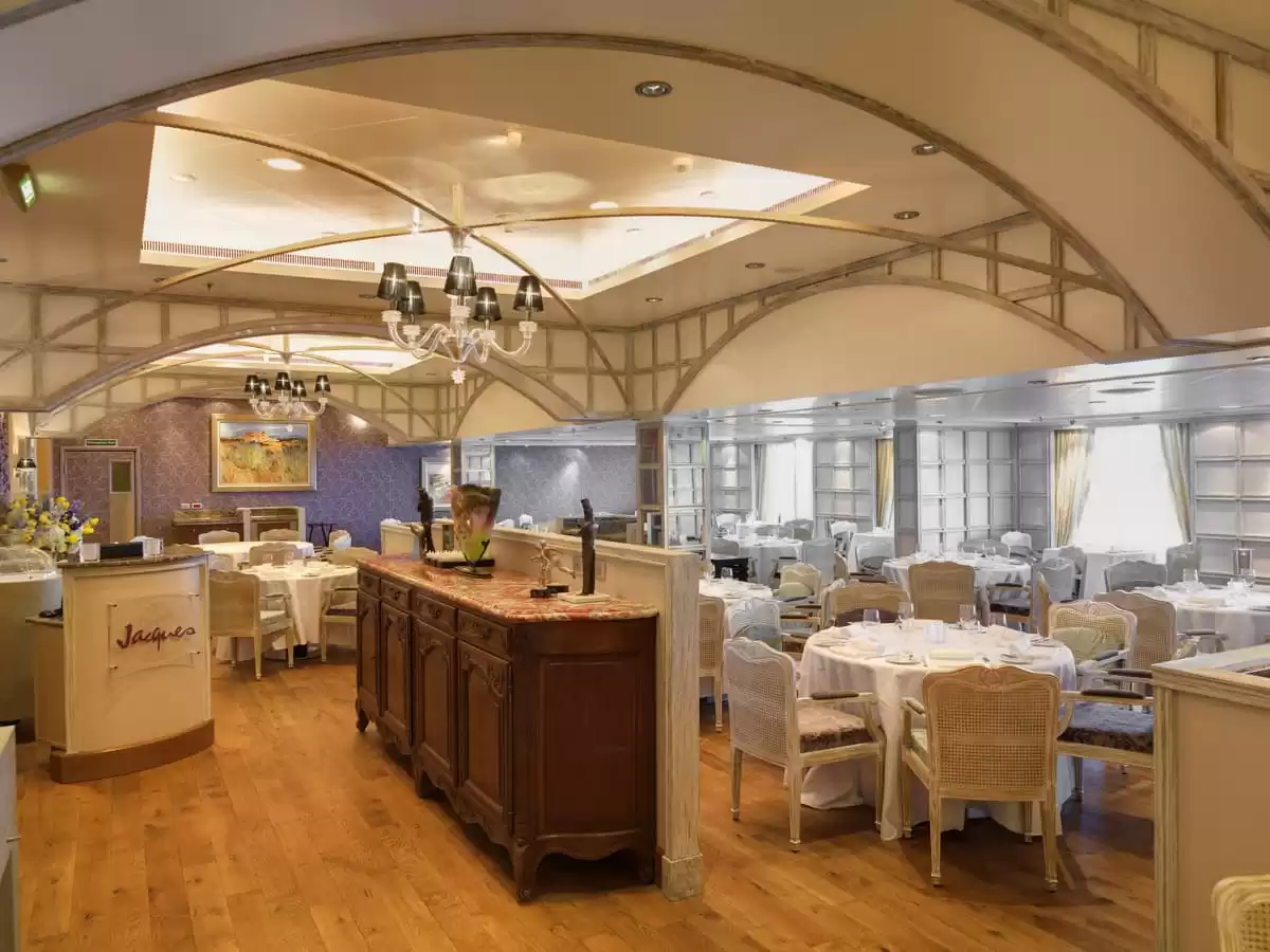 le Oceania Marina :  cabine 1