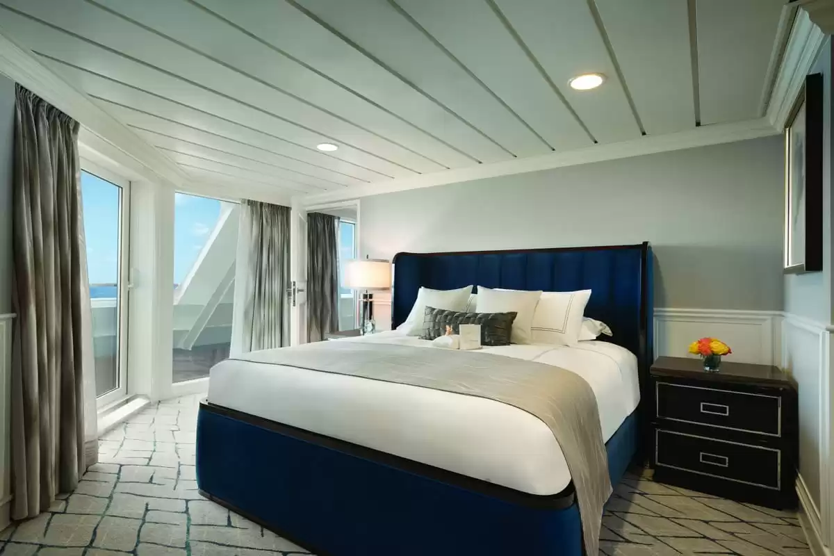 le Oceania Sirena :   3