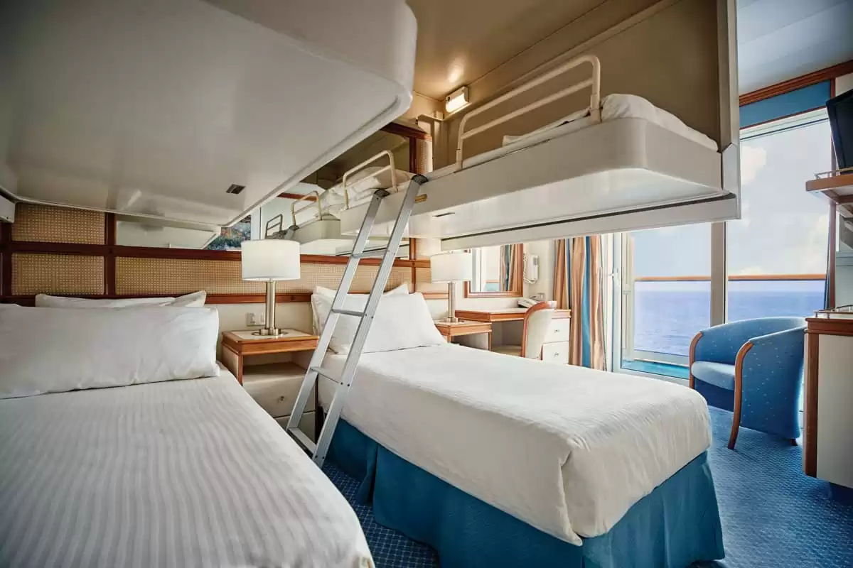 le Caribbean Princess :   4