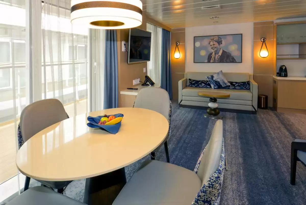le Ocean Explorer :   10