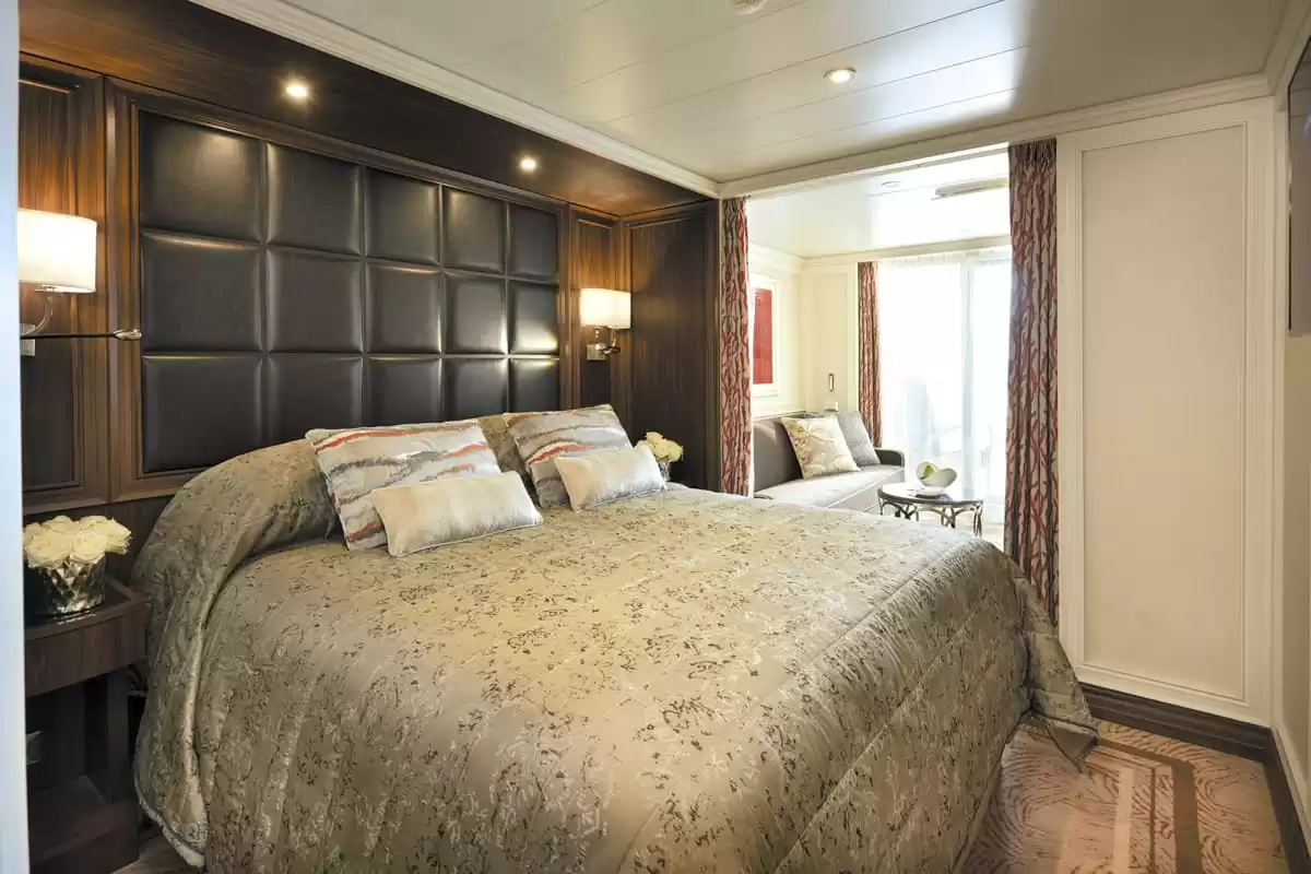 le Seven Seas Explorer :   6