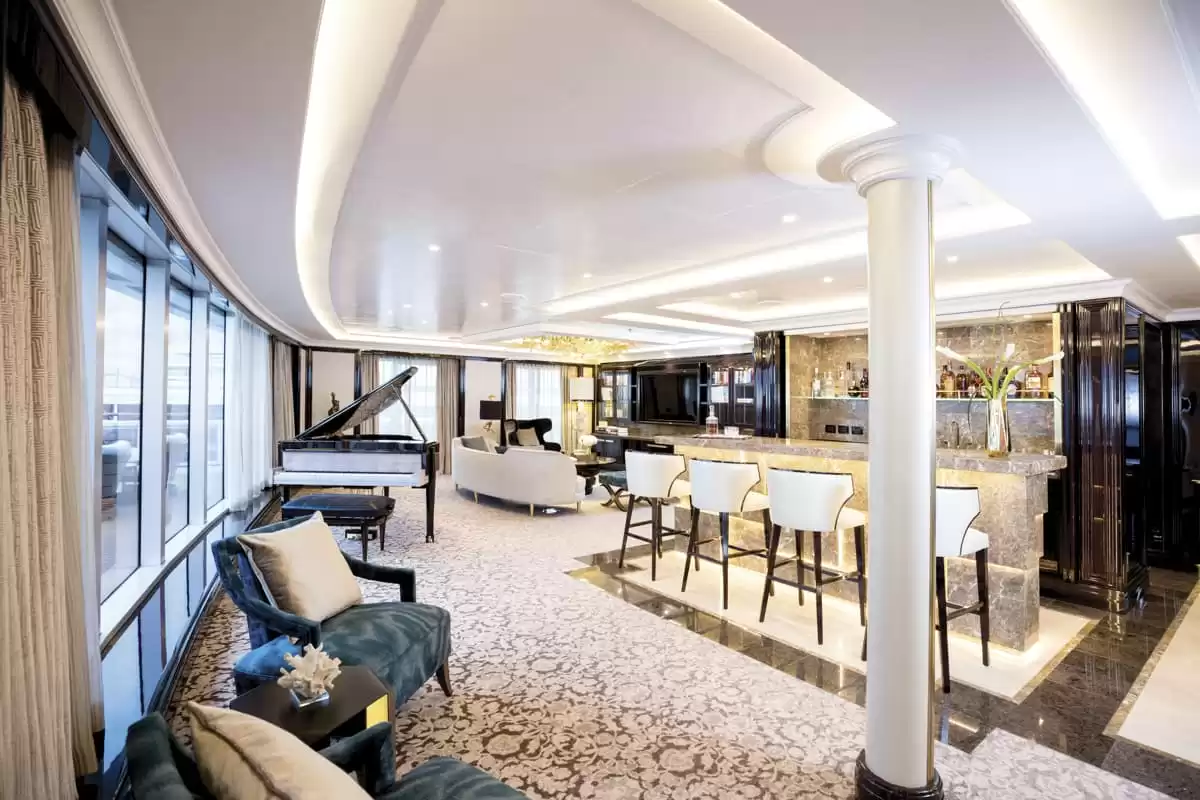 le Seven Seas Explorer :   14