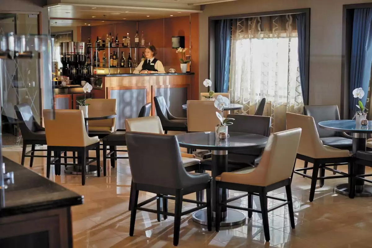 le Seven Seas Voyager :  cabine 9