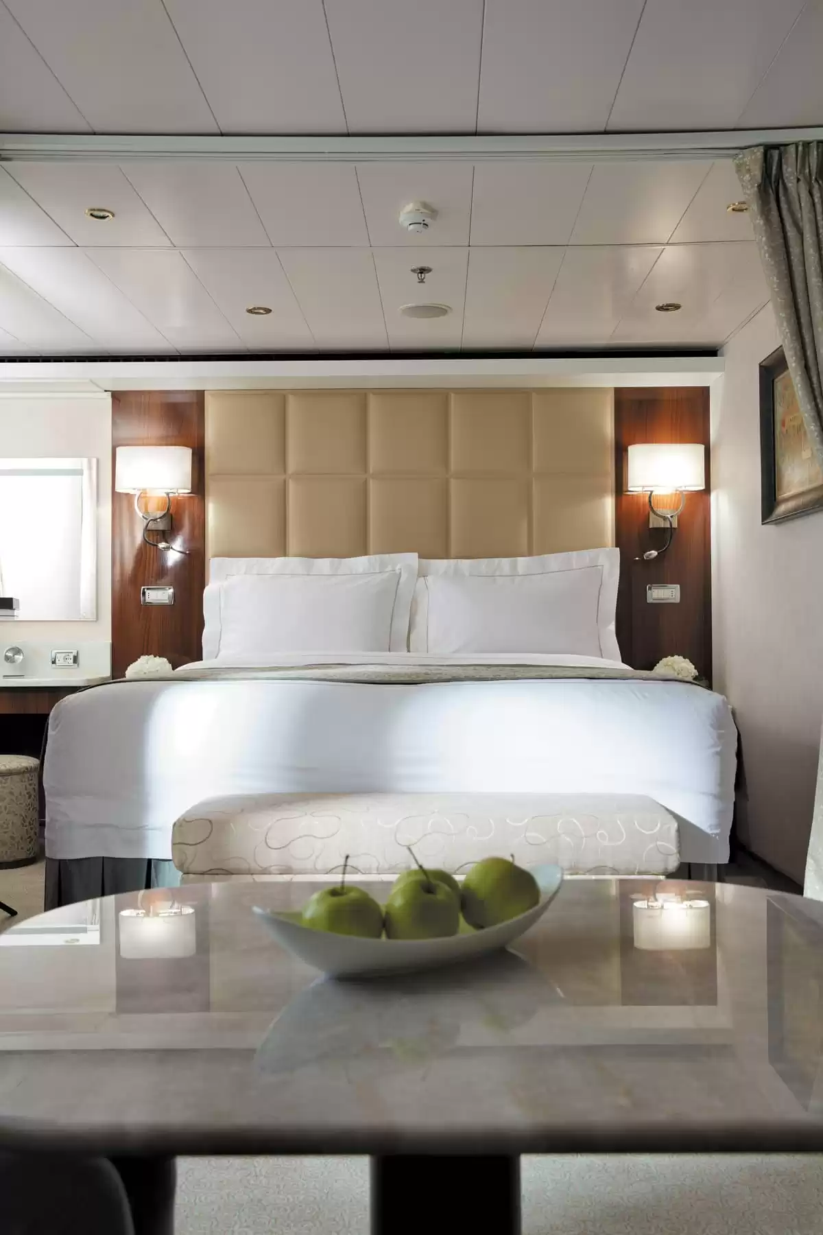 le Seven Seas Voyager :   4