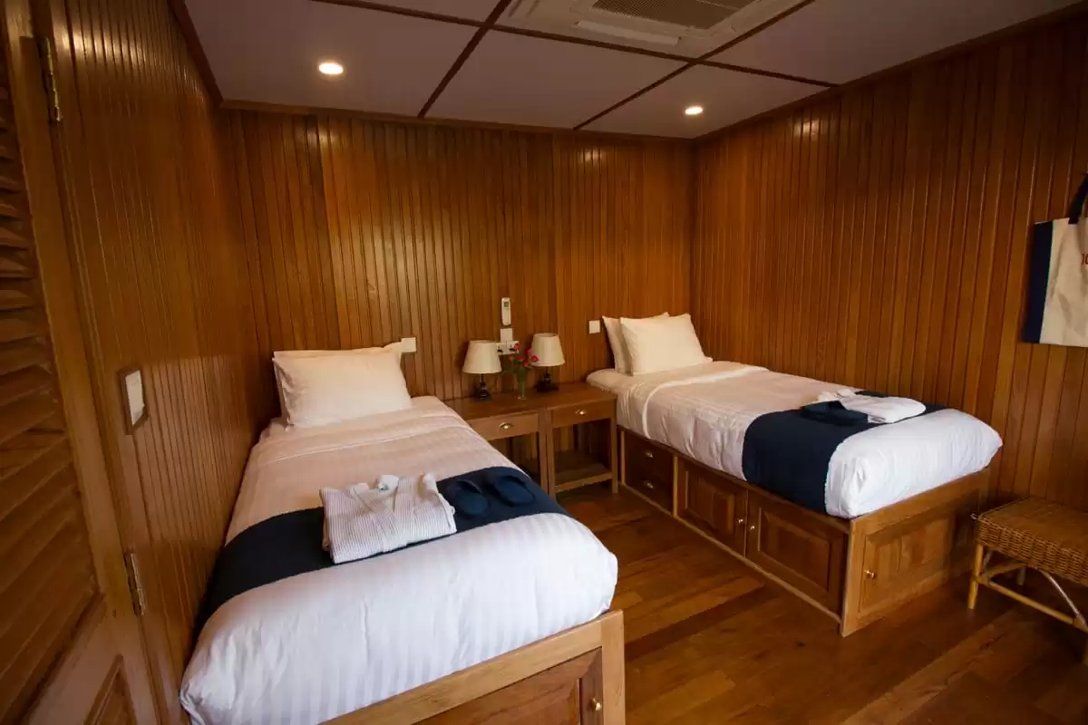 le R/V Kindat Pandaw :   0