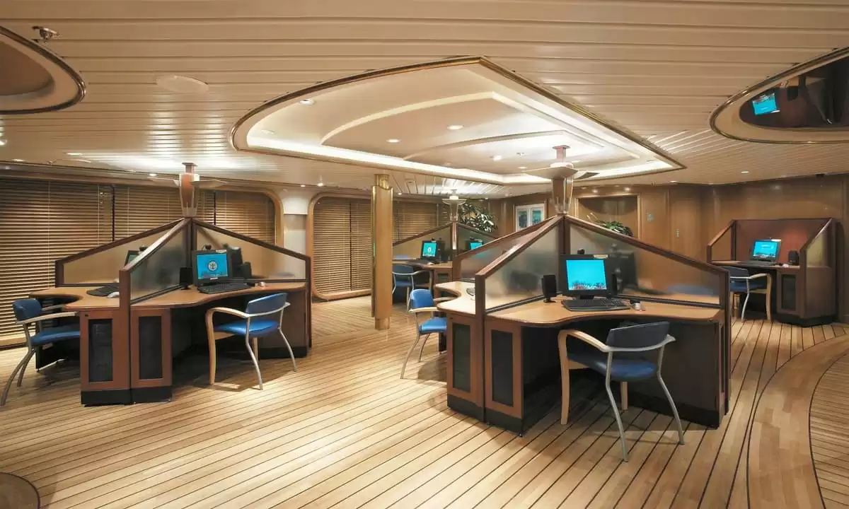 le  :  cabine 16