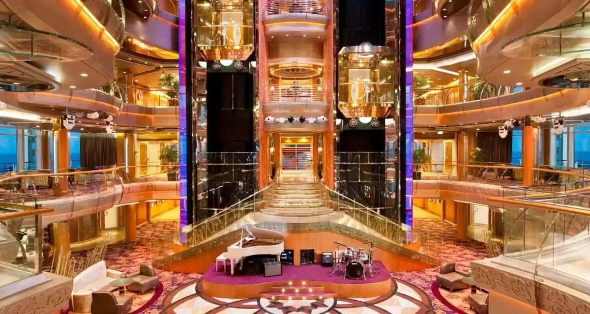 le Grandeur of the Seas :  cabine 13
