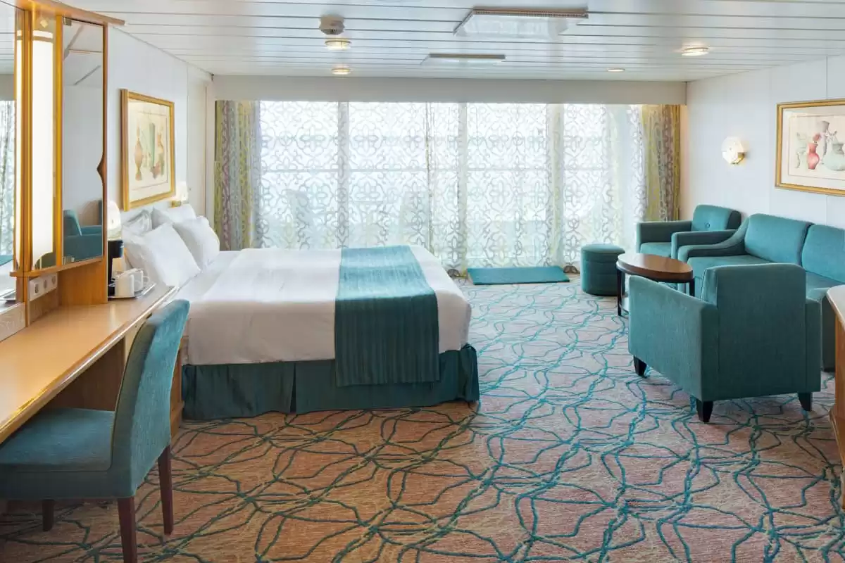 le Grandeur of the Seas :   3
