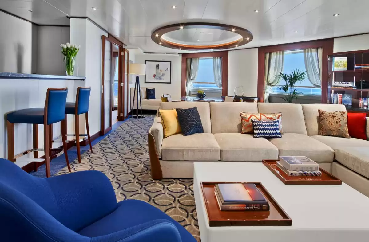 le Seabourn Ovation :   7
