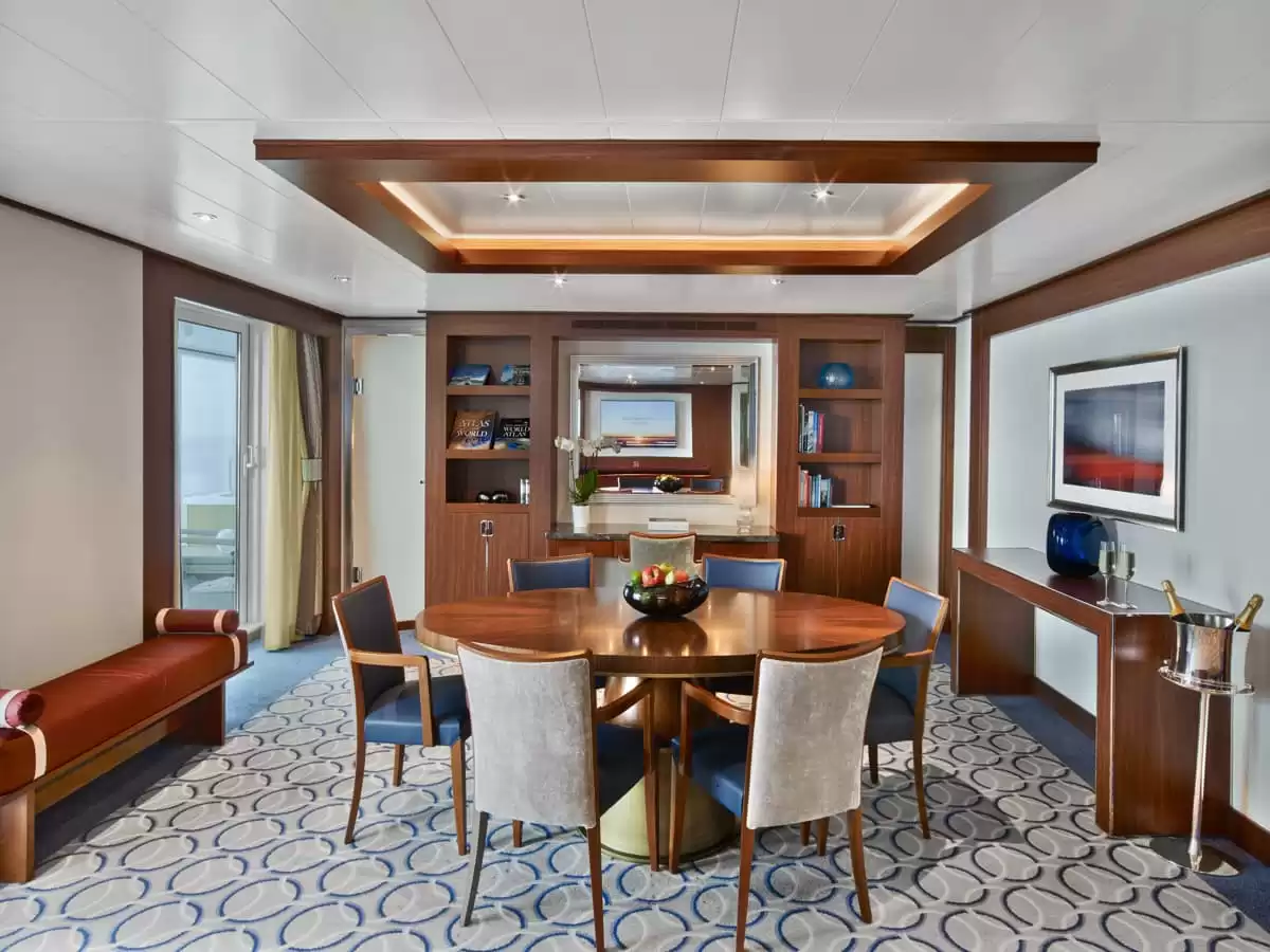 le Seabourn Ovation :   11