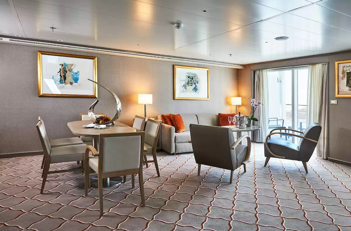 le Silver shadow :   7