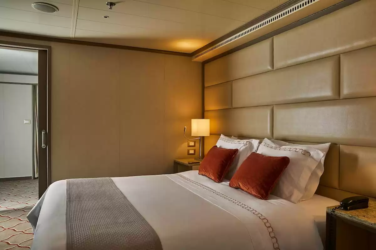 le Silver shadow :   12