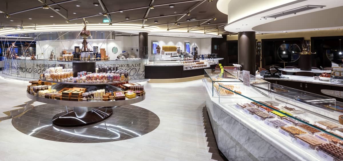 4- JEAN-PHILIPPE CHOCOLAT & CAFÉ<br>LE RENDEZ-VOUS DES GOURMANDS