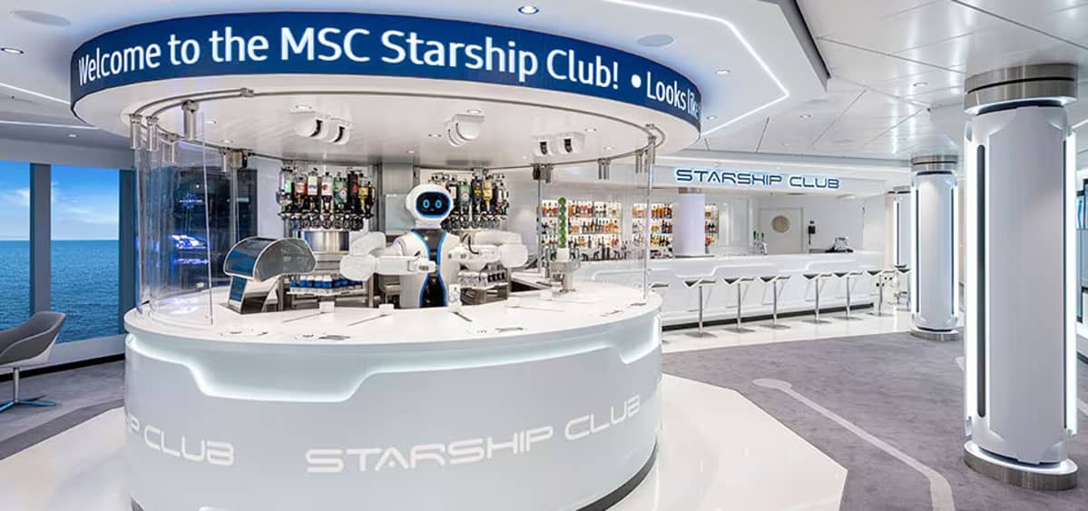 1- MSC STARSHIP CLUB<br>LE PREMIER BAR GALACTIQUE EN MER