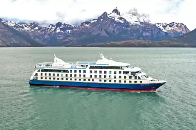 MV Stella Australis