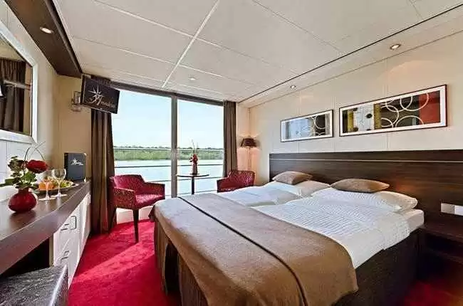 le MS Amadeus Brilliant :   