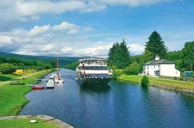 le MV Lord of the glens :   