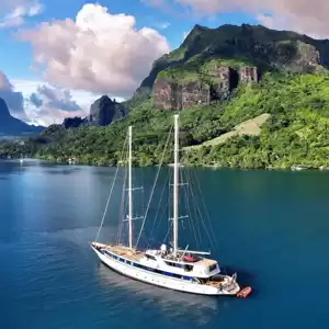 A qui s'adresse la compagnie VARIETY CRUISES