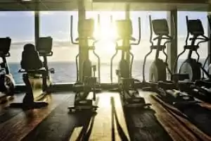 Centre de remise en forme et salle d'aérobic