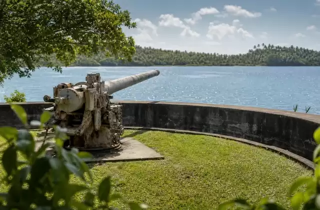 À Guadalcanal