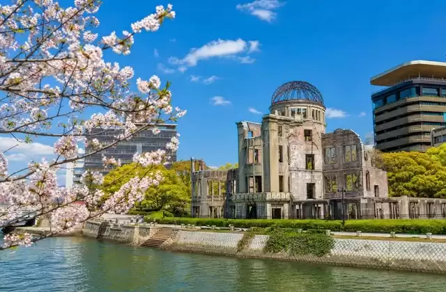 À Hiroshima