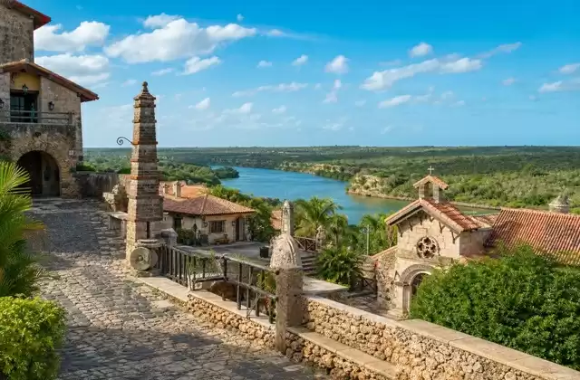 À Altos de Chavón