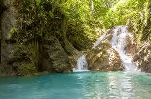 Aux cascades de Damajagua