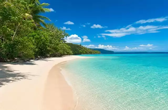 À Champagne Beach