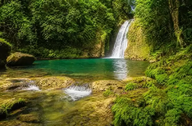 À Mele Cascades