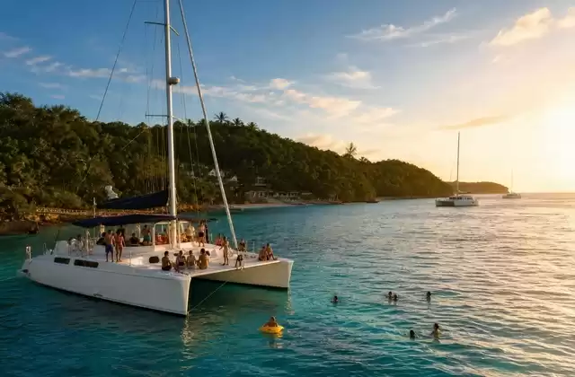 Catamaran sur la côte