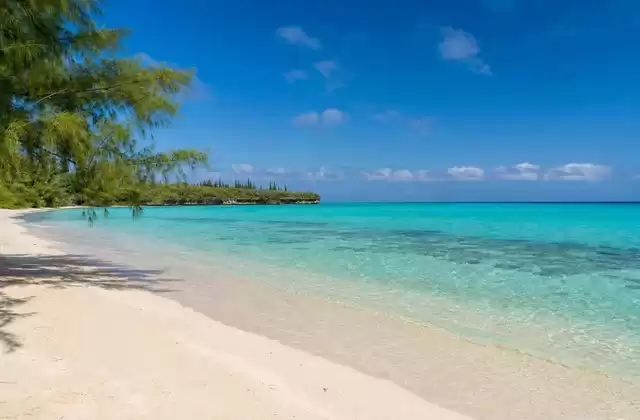 Plage de Luengoni