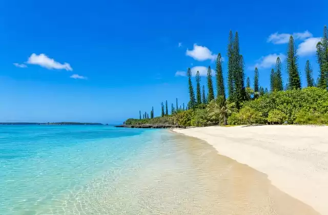 Plage de Luengoni