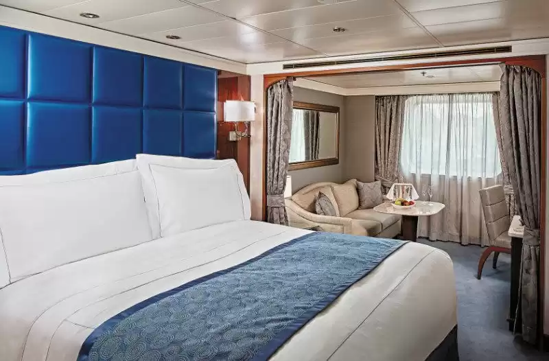 Suite Deluxe Window 