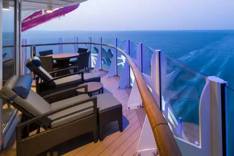 Suite AquaTheater avec grand balcon – 2 chambres