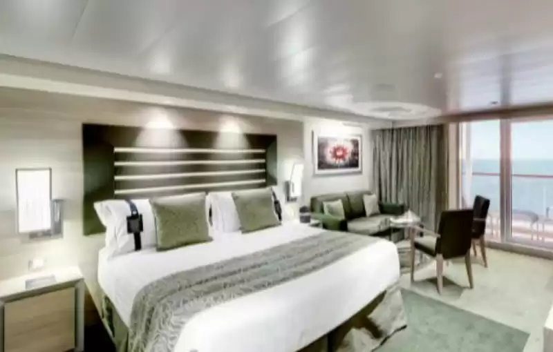 Suite deluxe yacht club 