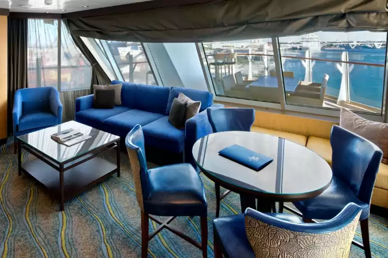 Suite AquaTheater spacieuse avec grand balcon – 2 chambres
