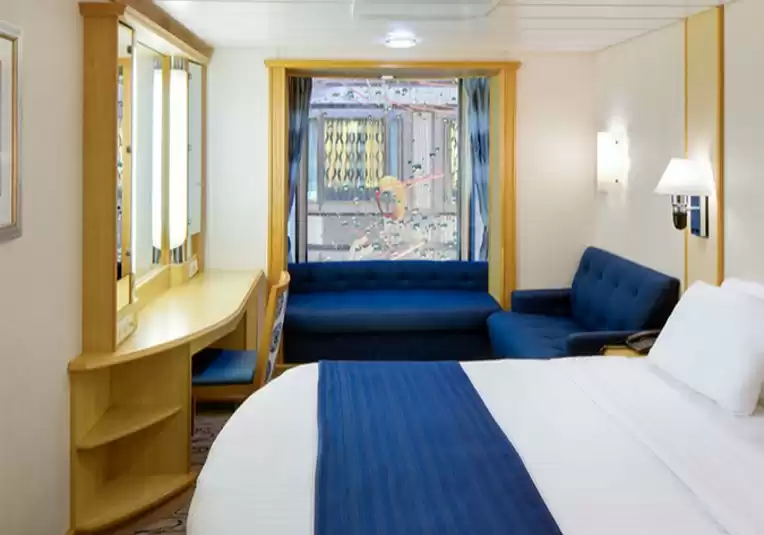 Cabine intérieure vue sur la promenade