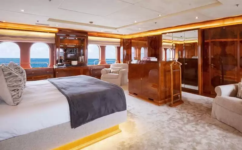 Suite quadruple